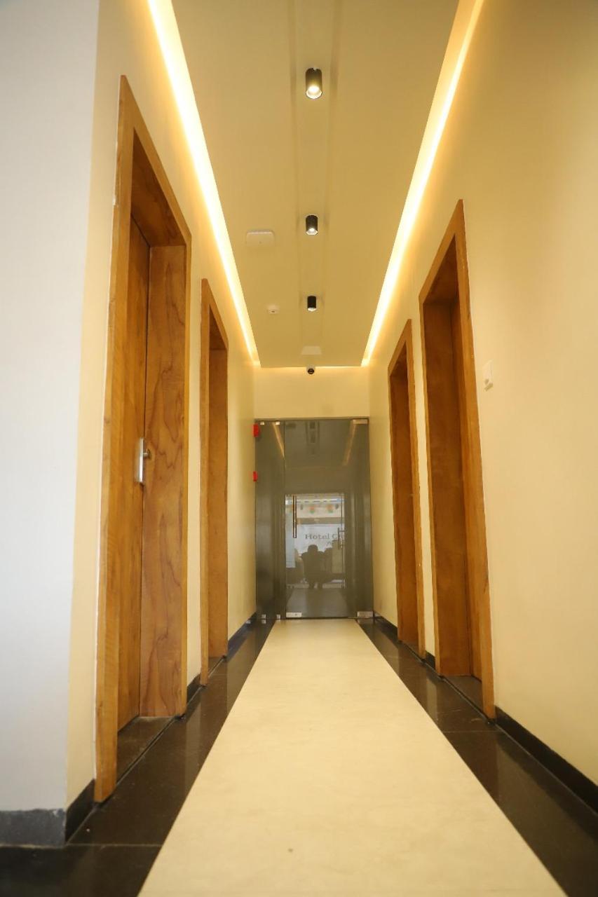Hotel Cosmos Green Indore Ngoại thất bức ảnh