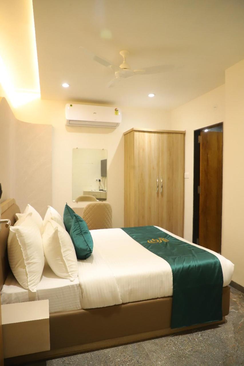 Hotel Cosmos Green Indore Ngoại thất bức ảnh